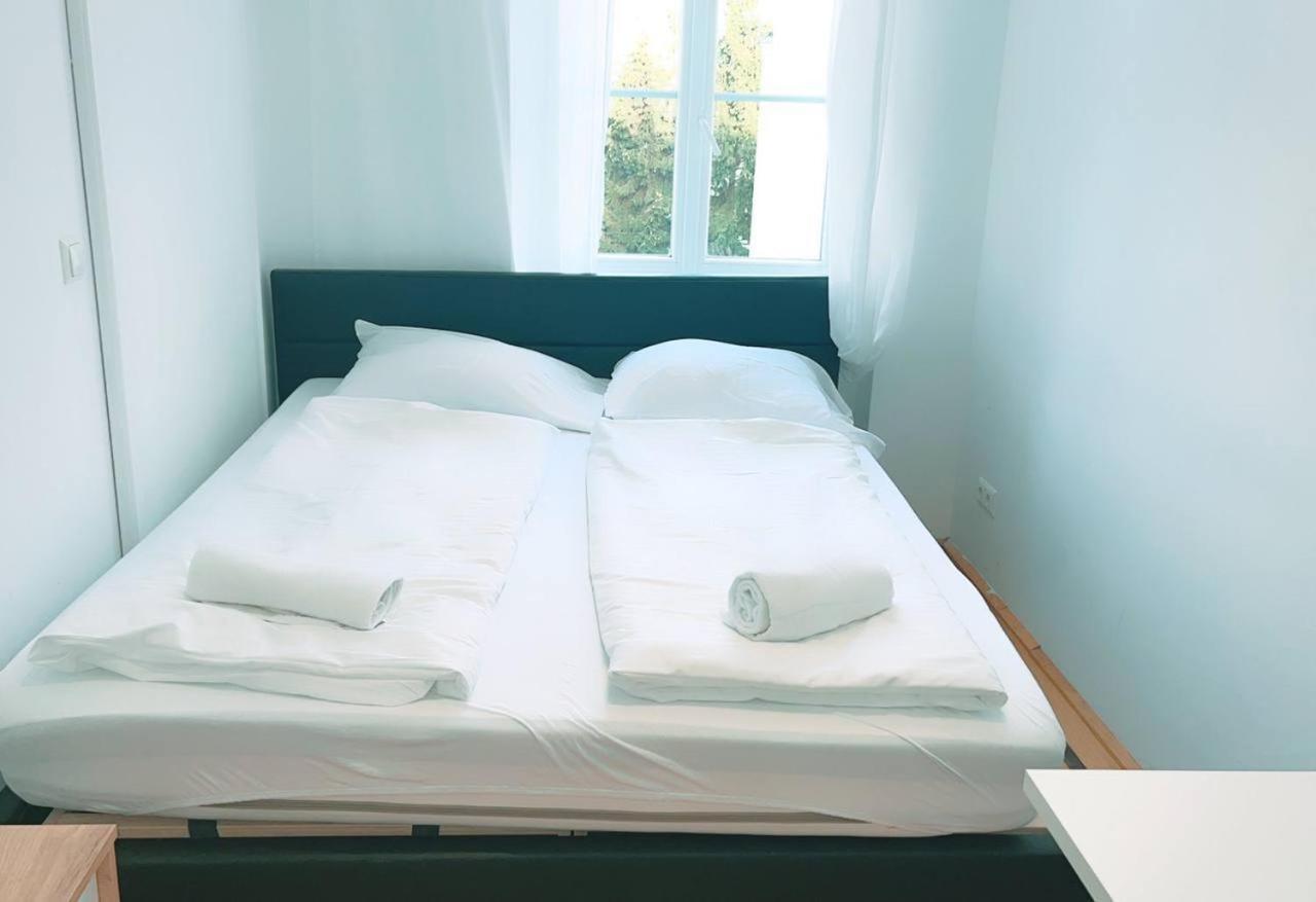 Deluxe Double Room Kp Viena Exterior foto